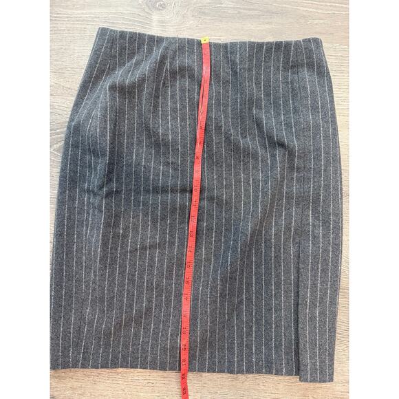 H&M Dress Skirt Size 8 Gray with white stripes - Picture 5 of 5